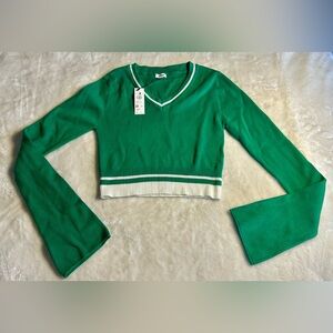🍀 Garage green v-neck sweater with white accents size medium. Bell sleeves. NWT